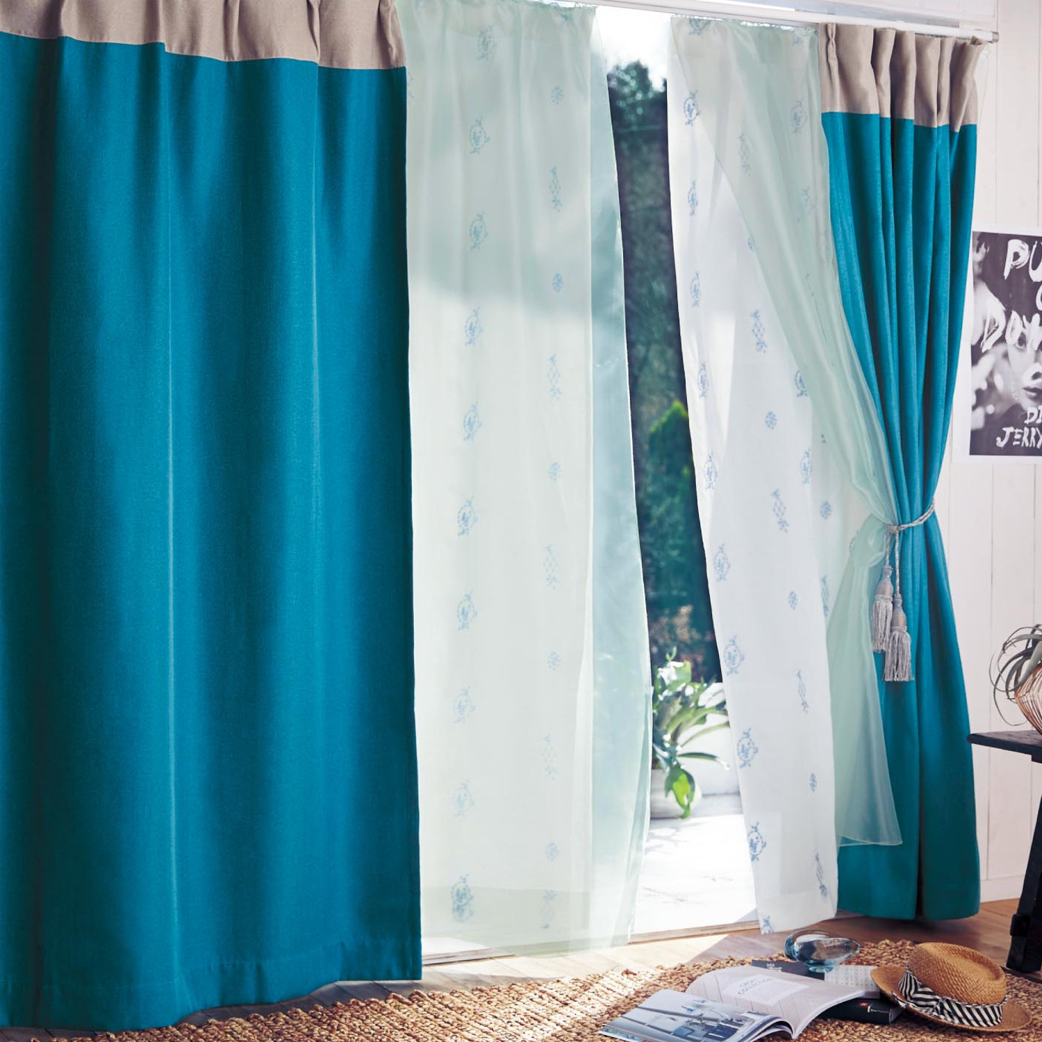 【在庫限りのお買得】 フレンチ力ラーの裏地付き遮光カーテン <2枚組> 【在庫限りのお買得】 フレンチ力ラーの裏地付き遮光カーテン <2枚組>