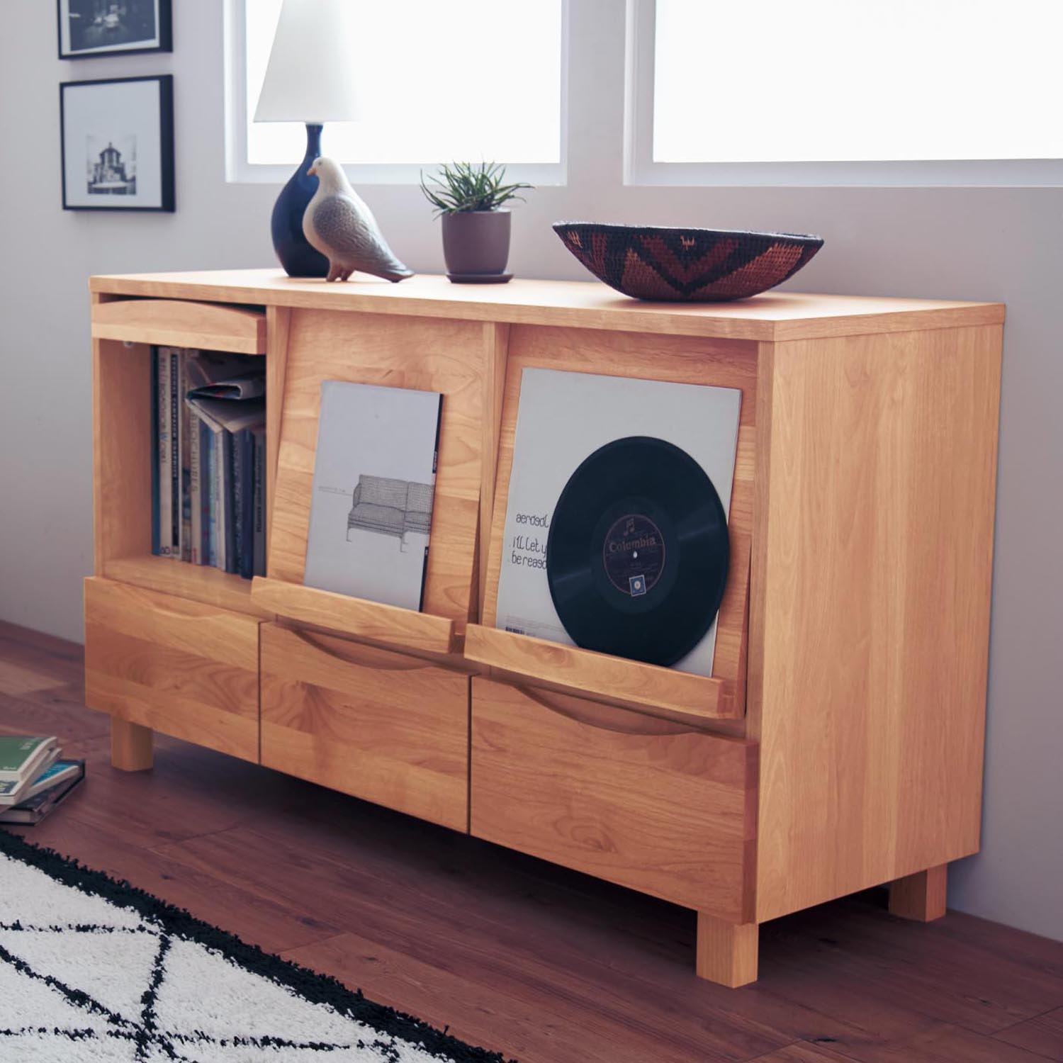 【ベルメゾン】あたたかみのあるアルダー材のフラップローボード