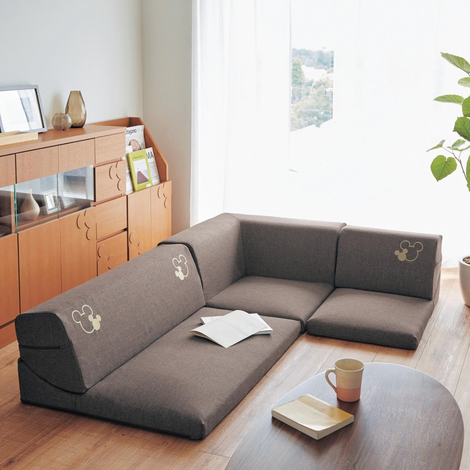 コーナーローソファー3点セット ミッキーモチーフ ディズニー Disney 通販のベルメゾンネット コーナーローソファー3点セット ミッキーモチーフ ディズニー Disney 通販のベルメゾンネット