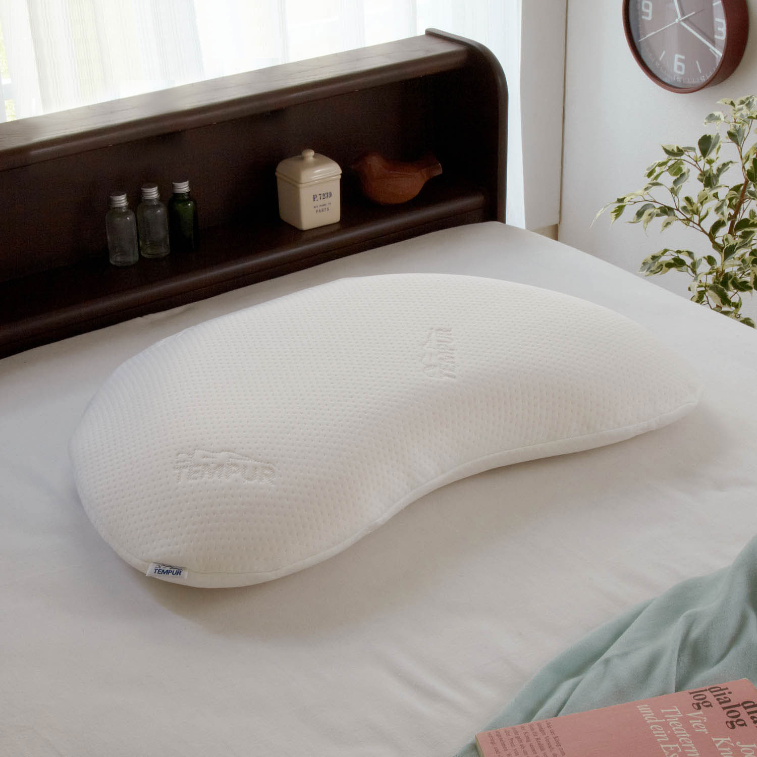 【テンピュール】三日月形の枕ソナタピロー 【低反発ウレタン】 【テンピュール】三日月形の枕ソナタピロー 【低反発ウレタン】