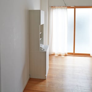 上台部の奥行30cmで圧迫感を抑えたデザイン。
