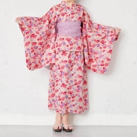 ピンク系／モデル身長150cm・150～160サイズ着用