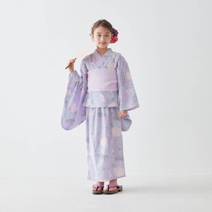 ラベンダー系／モデル身長127cm・130～140サイズ着用