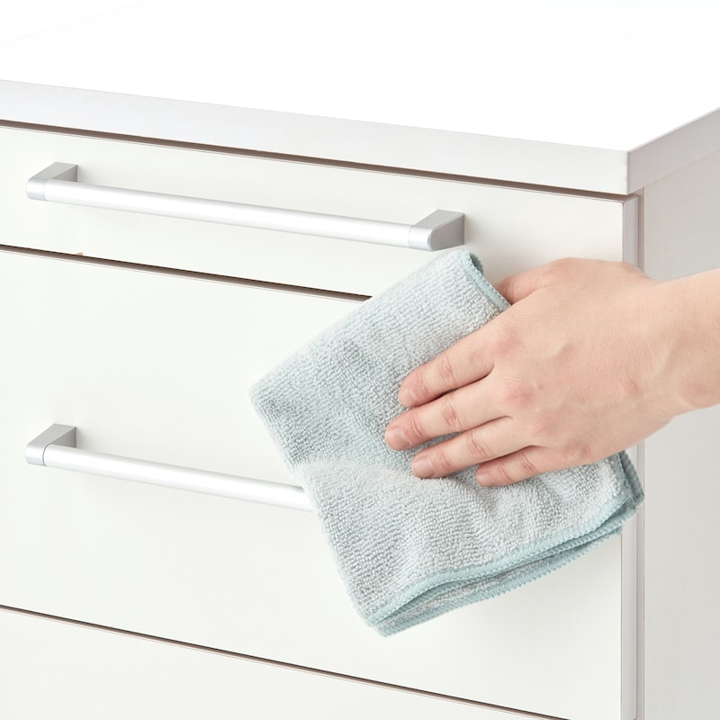 気になる汚れも乾拭きで落とせる表面素材を使用しています