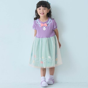 モデル身長107cm／110着用　アリエル着用
