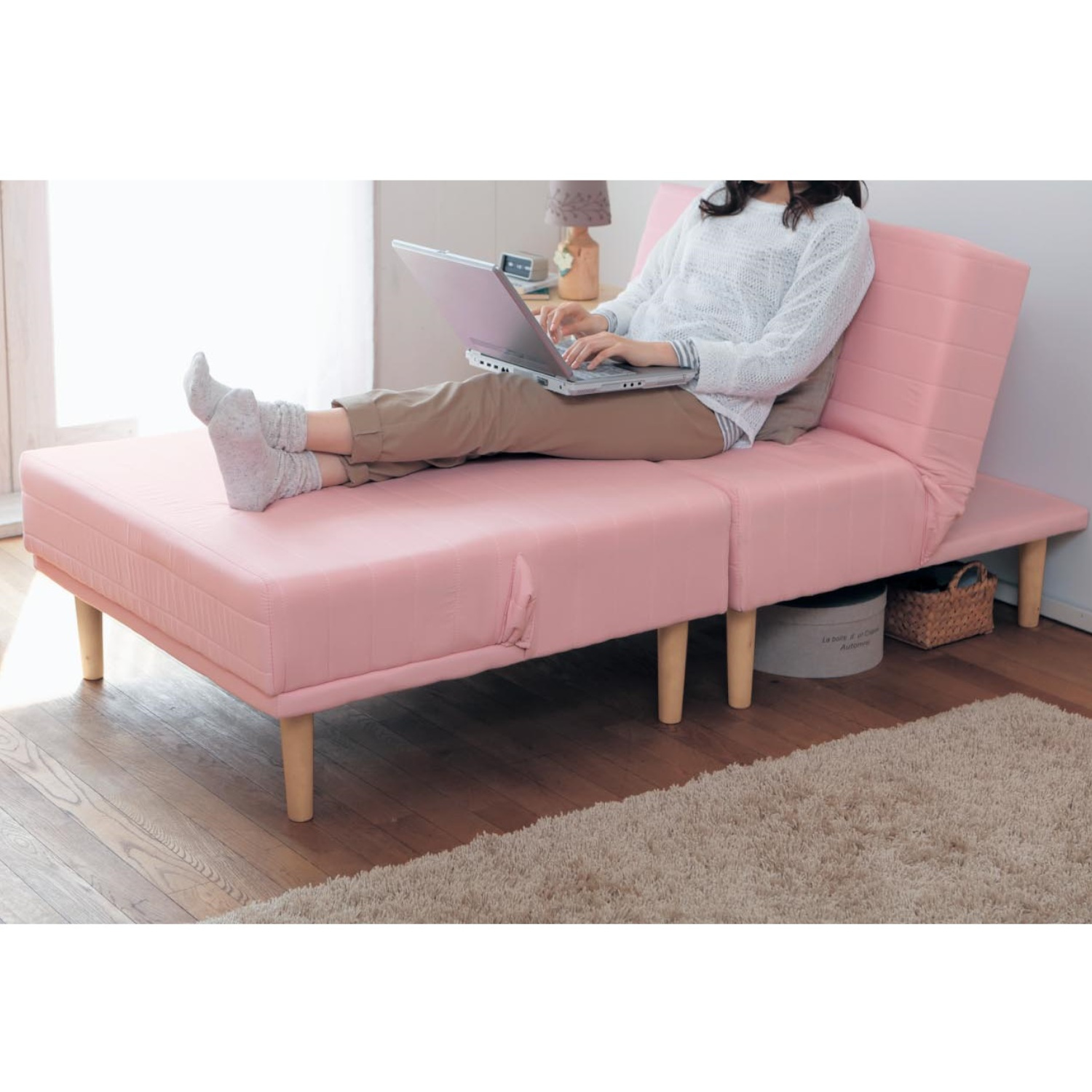 【ベルメゾン】ソファーにもなる脚付きマットレスベッド