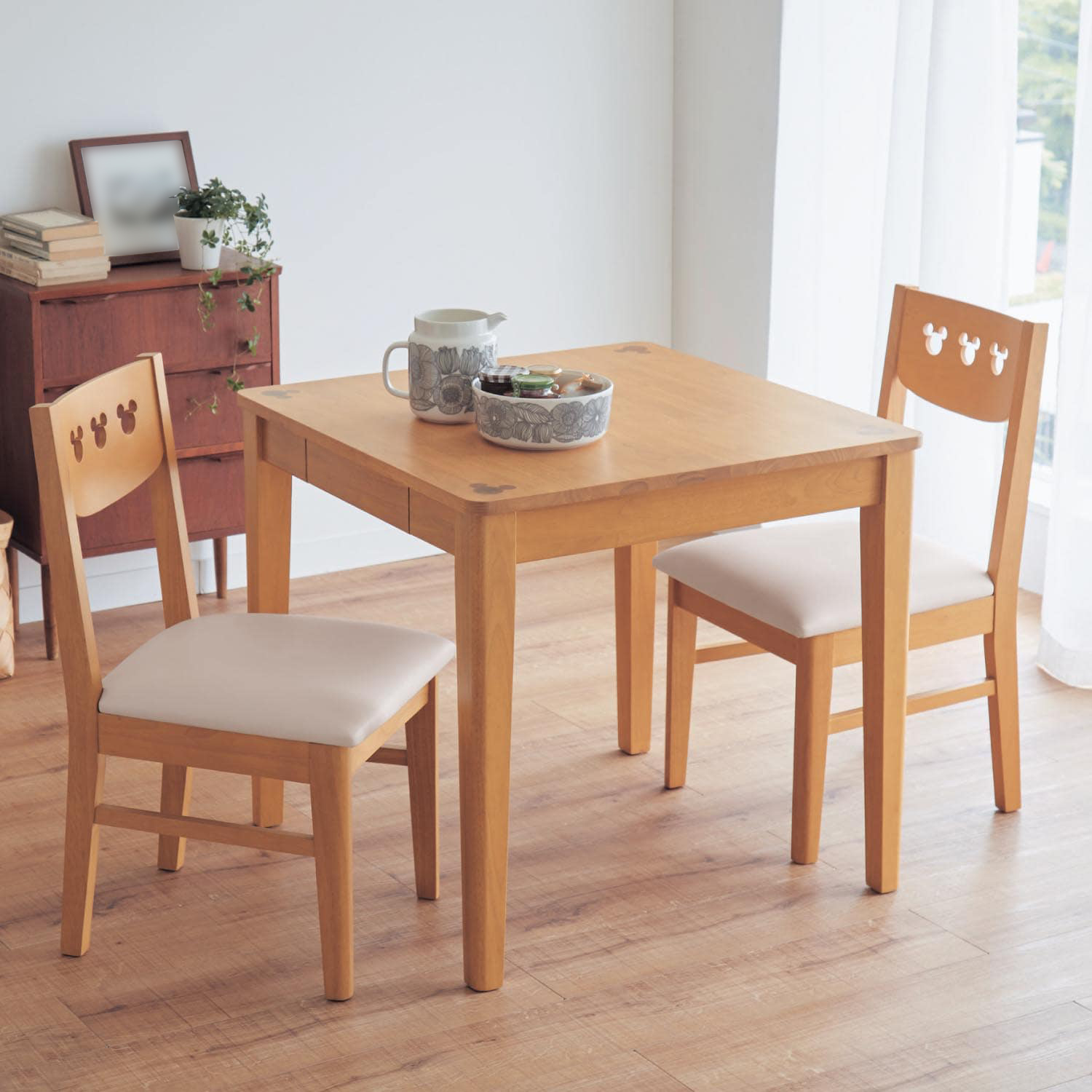 引出し付きダイニングテーブル ミッキーモチーフ ディズニー Disney 通販のベルメゾンネット 引出し付きダイニングテーブル ミッキーモチーフ ディズニー Disney 通販のベルメゾンネット