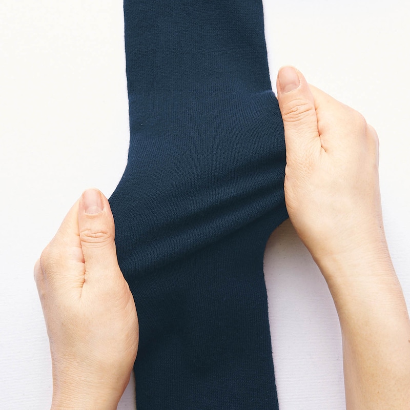 ストレッチ性があるのでのびのび動けます