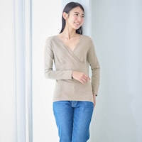 モデル身長165cm／M（グレージュ）