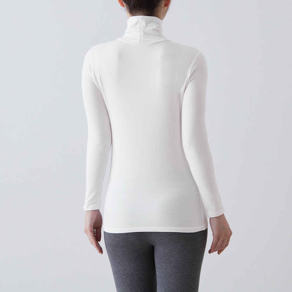 モデル身長165cm／M