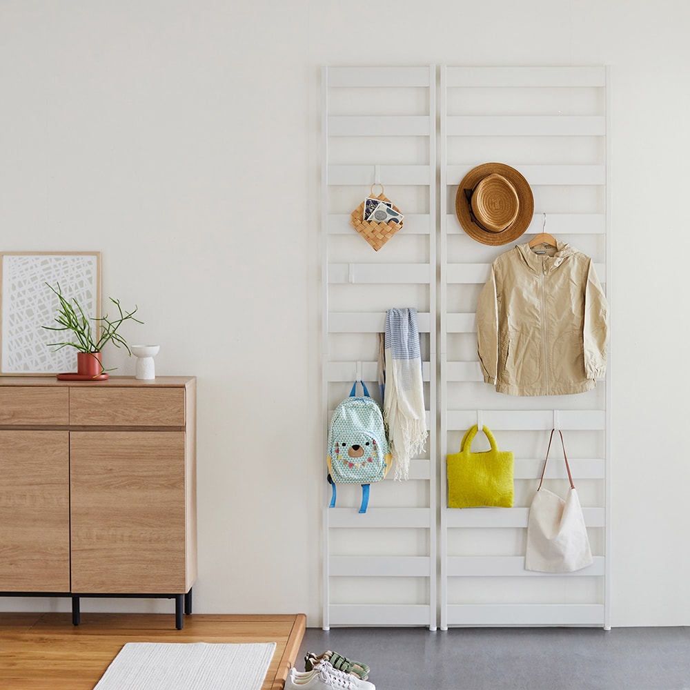 突っ張らずに取り付けられるスチールラダーラック（壁面収納）｜(BELLE