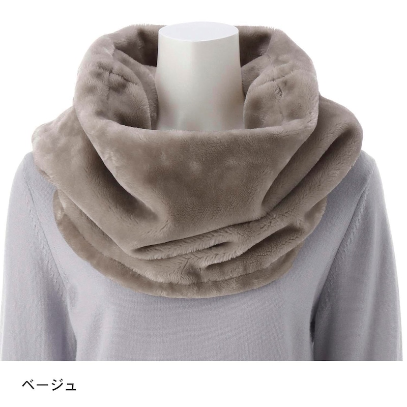 ベージュ