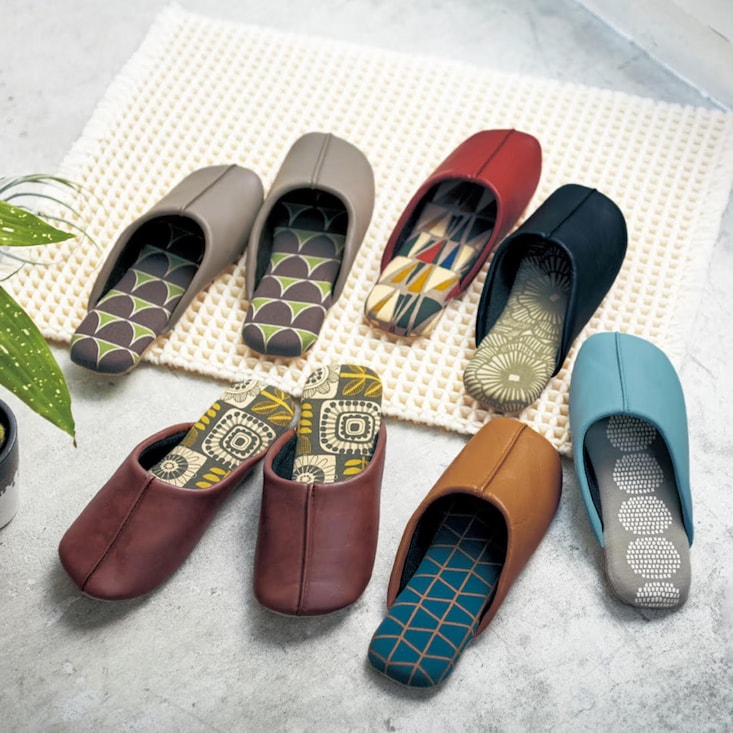 中敷きデザインの洗える合皮スリッパ ＜S～LL＞