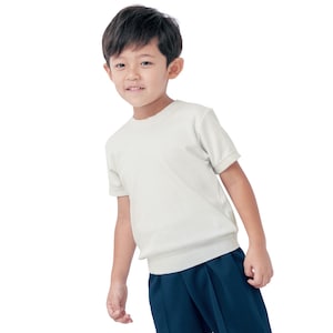 半袖／モデル身長112cm・110サイズ着用