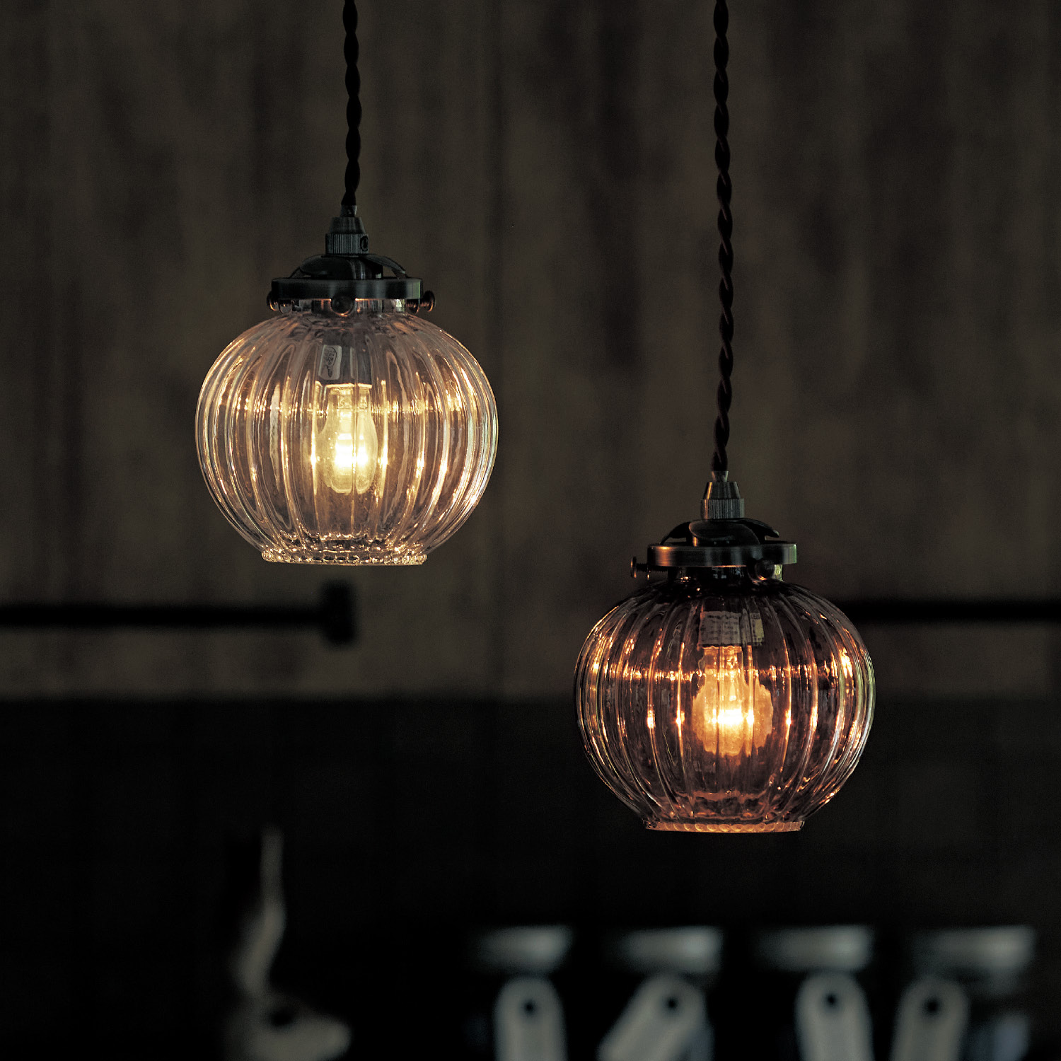 【インターフォルム/INTERFORM】風鈴のようなペンダントライト「リプリ/Lipri」 【インターフォルム/INTERFORM】風鈴のようなペンダントライト「リプリ/Lipri」