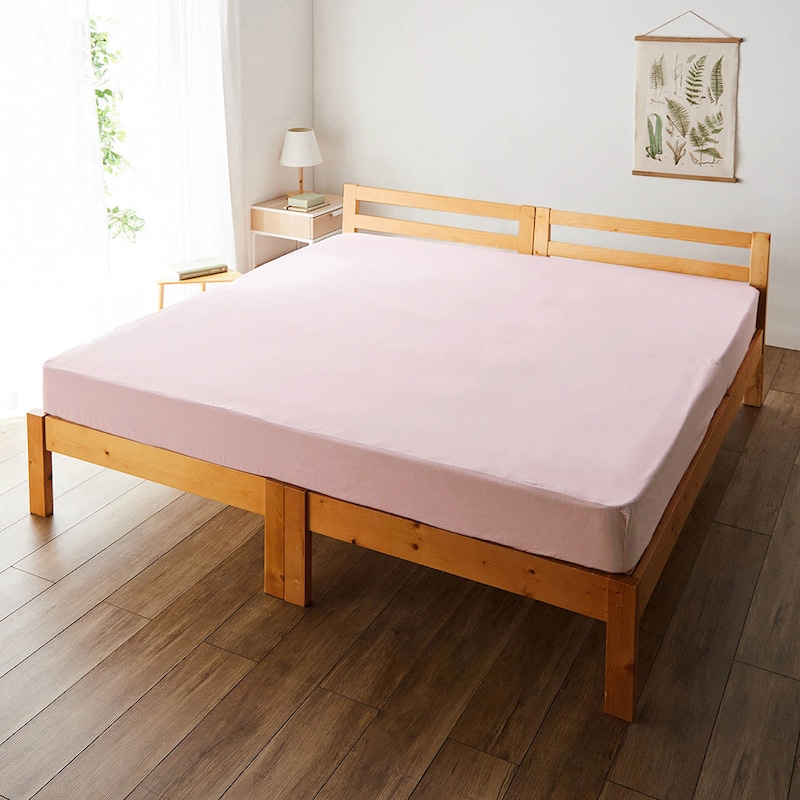 キングサイズ（シングルベッド2台を並べても使えます）