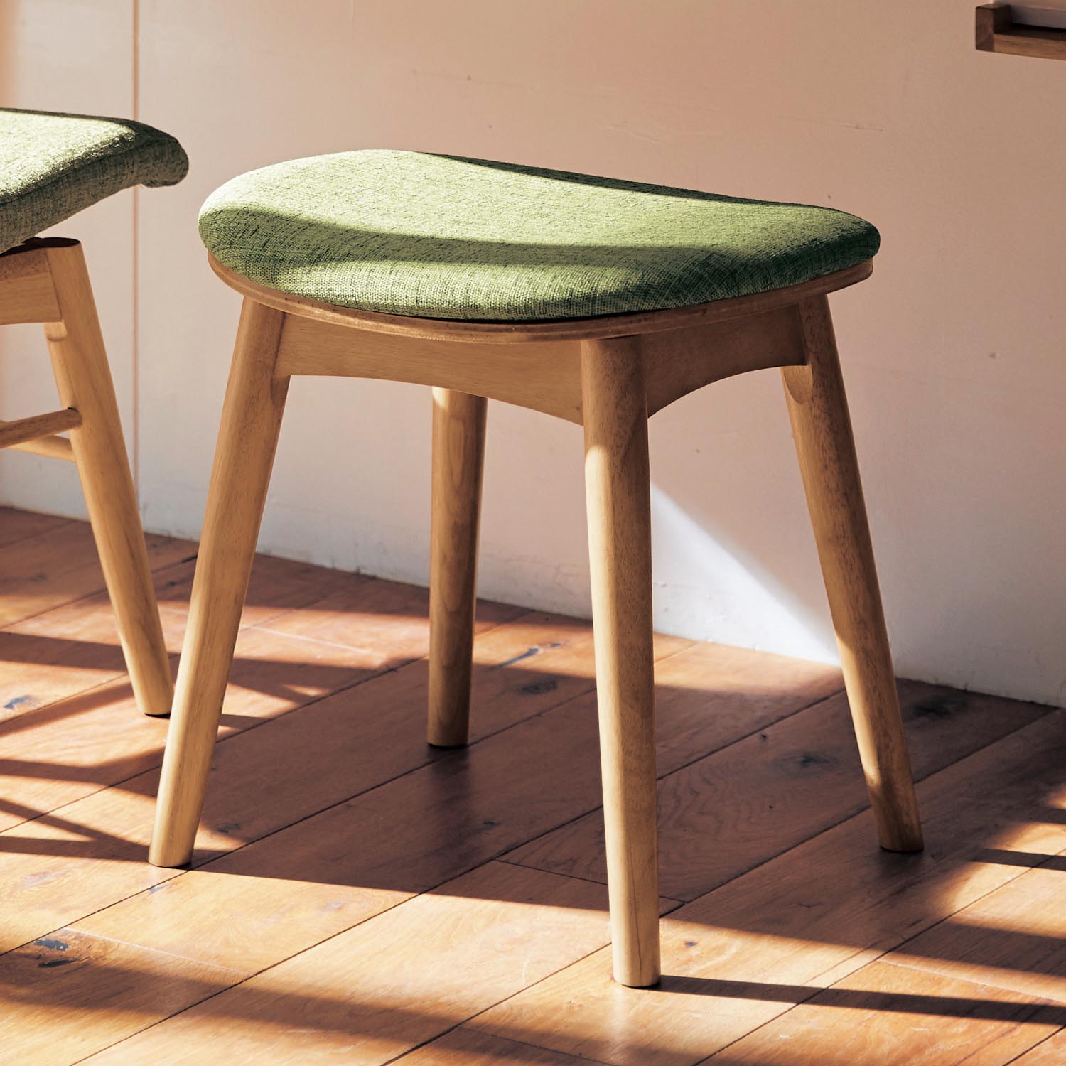 ファブリック座面のスツール ファブリック座面のスツール