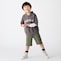 カーキ／モデル身長111cm・110サイズ着用