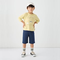 ネイビー／モデル身長111cm・110サイズ着用
