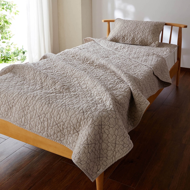 ベージュ（染色）※商品に色が近い画像です。ただし照明やモニター環境により色の見え方が異なります。