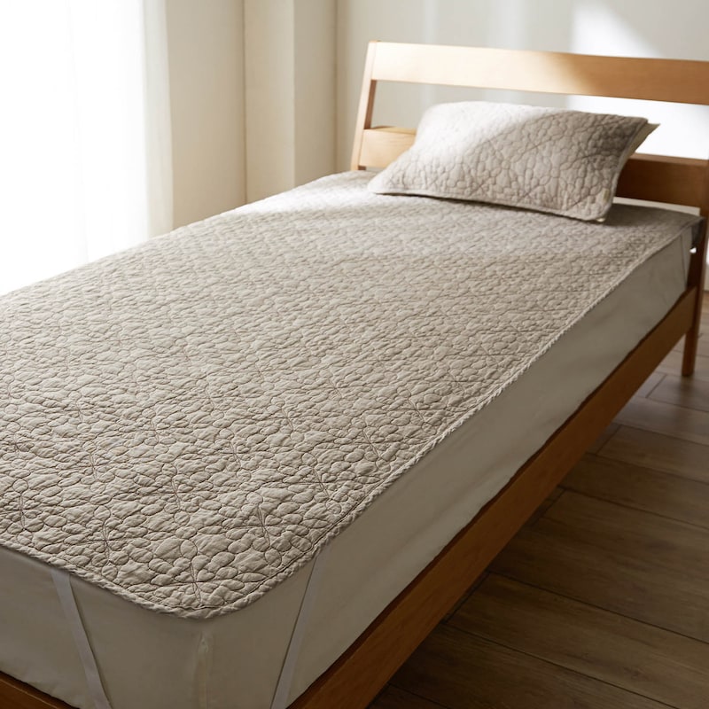 ベージュ（染色）※商品に色が近い画像です。ただし照明やモニター環境により色の見え方が異なります。