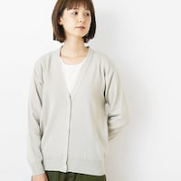 ベージュ