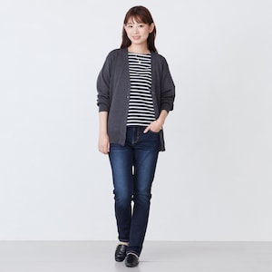 モデル身長170cm・着用：グレー、Mサイズ