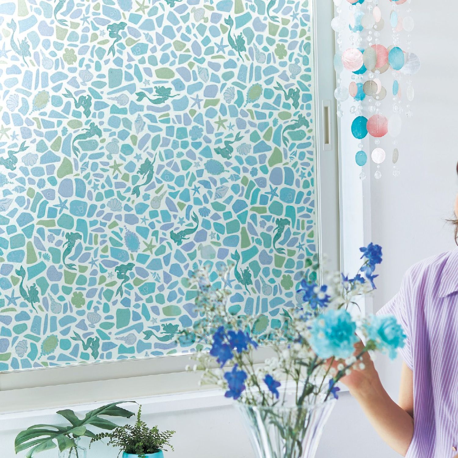 ステンドグラス風uvカット窓飾りシート 選べるキャラクター ディズニー Disney 通販のベルメゾンネット ステンドグラス風uvカット窓飾りシート 選べるキャラクター ディズニー Disney 通販のベルメゾンネット