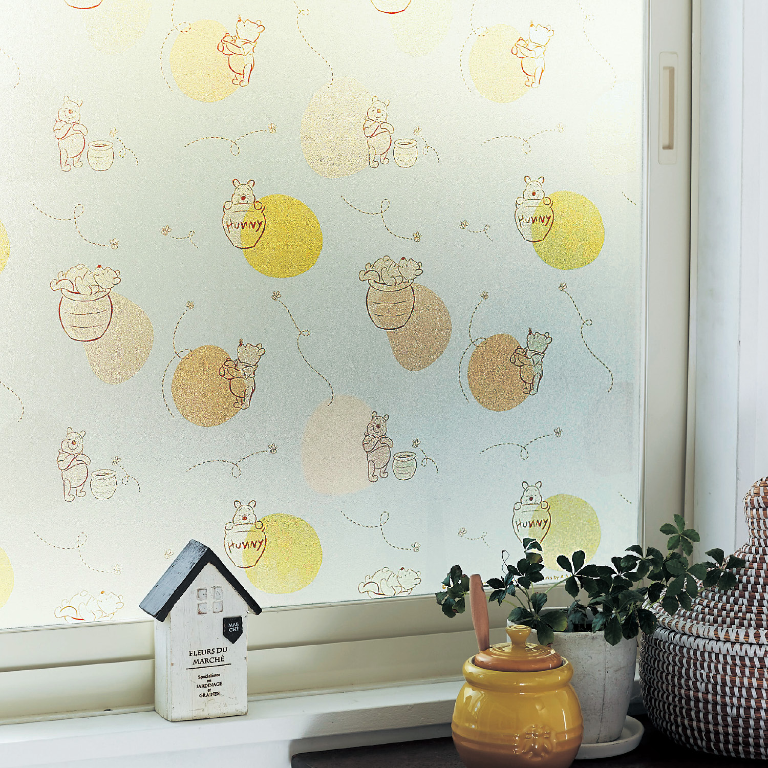 ステンドグラス風uvカット窓飾りシート 選べるキャラクター ディズニー Disney 通販のベルメゾンネット ステンドグラス風uvカット窓飾りシート 選べるキャラクター ディズニー Disney 通販のベルメゾンネット