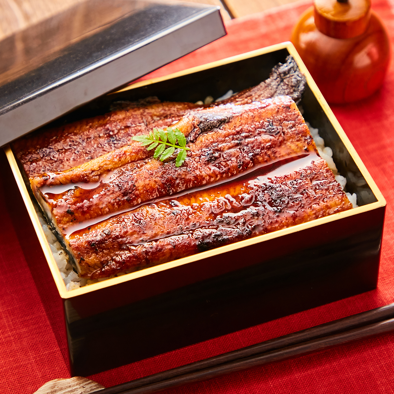 【かわ専】職人が丁寧に炭火で仕上げた 国産うなぎかば焼き 2本~3本 【かわ専】職人が丁寧に炭火で仕上げた 国産うなぎかば焼き 2本~3本