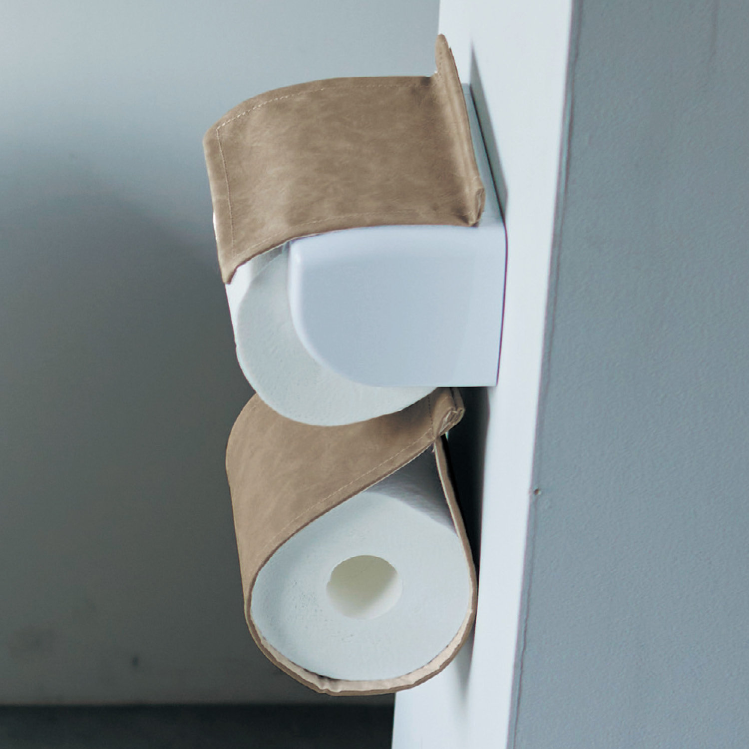 フェイクレザーのトイレットペーパーホルダーカバー Belle Maison Days 通販のベルメゾンネット フェイクレザーのトイレットペーパーホルダーカバー Belle Maison Days 通販のベルメゾンネット