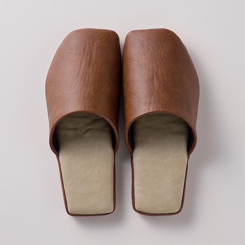 綺麗に揃えたくなる洗える合皮スリッパ