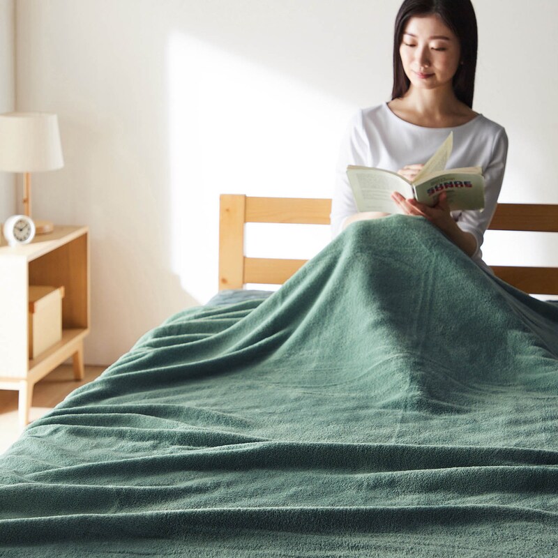 肌寒い季節から、長いシーズン活躍できます