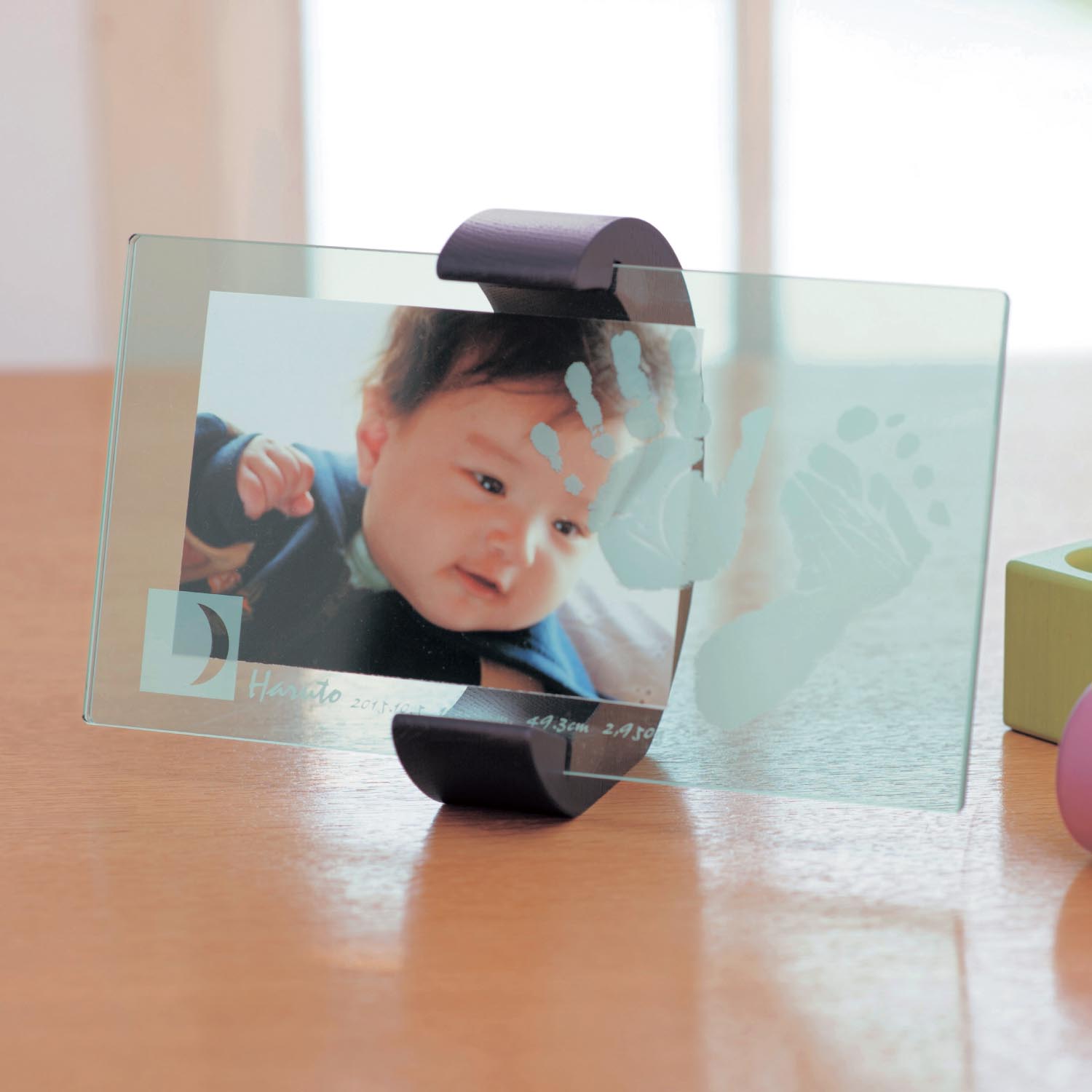 【ちあき工房】【赤ちゃんの手形足形が入れられる】ムーンフォトスタンド・お仕立て券