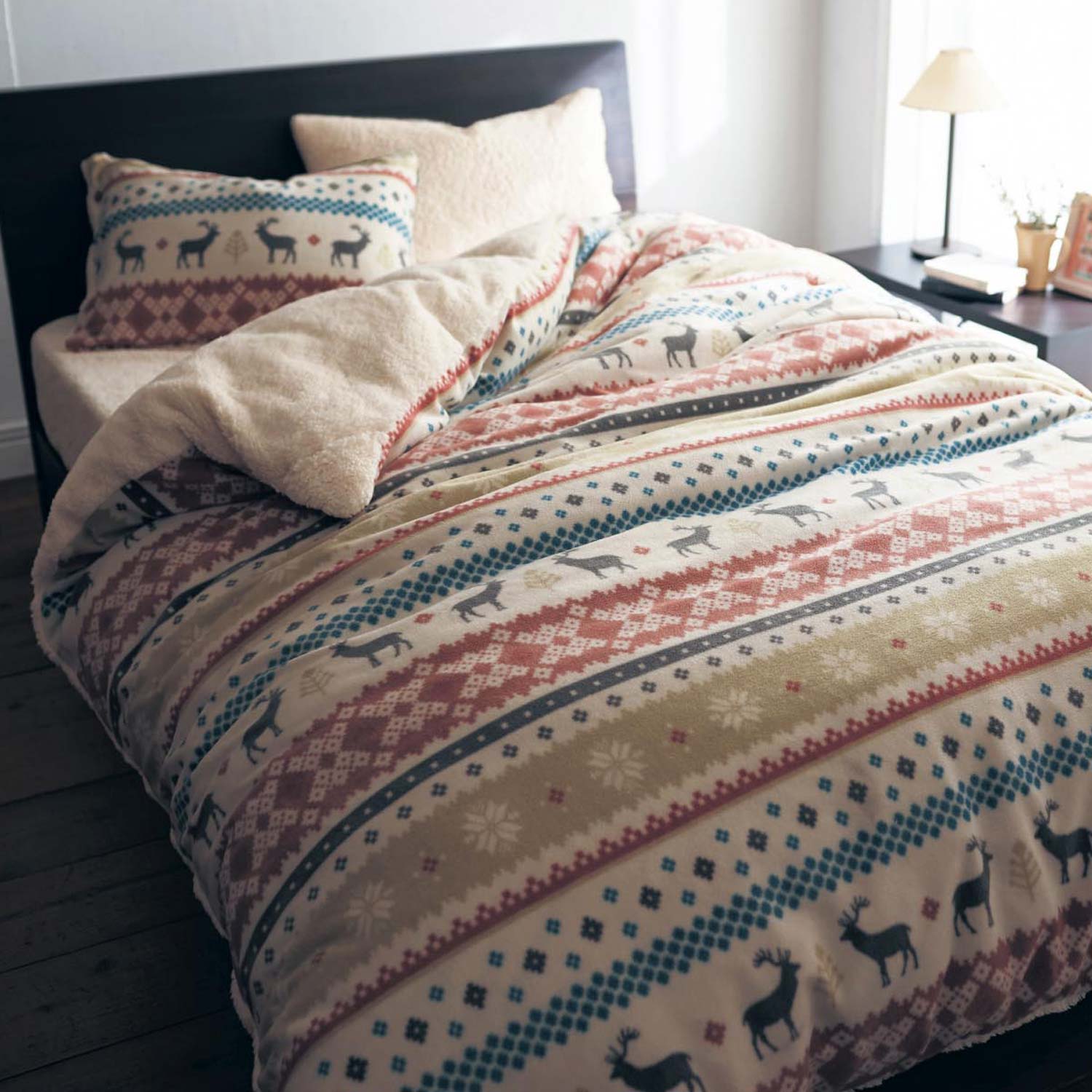 【ベルメゾン】フリースとシープ調ボアの掛け布団カバー 【ベルメゾン】フリースとシープ調ボアの掛け布団カバー