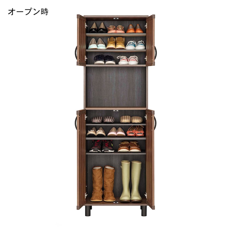 可動棚を抜いてブーツを収納する事もできます/ブラウン