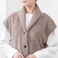 襟はおろしても立てても使える2WAY仕様