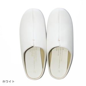 ホワイト
