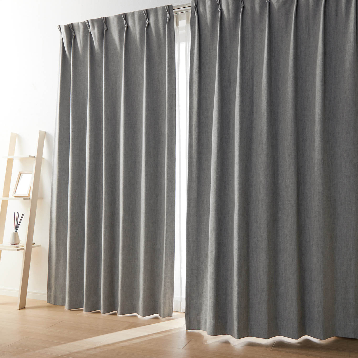 【お買い得な既製サイズ】 絶妙なニュアンスカラーと生地感。綿混遮光・遮熱・形状記憶カーテン <2枚組/1枚> 【お買い得な既製サイズ】 絶妙なニュアンスカラーと生地感。綿混遮光・遮熱・形状記憶カーテン <2枚組/1枚>