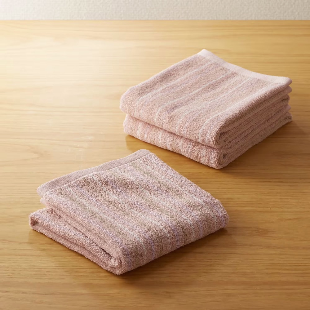 ピンクストライプ※商品に色が近い画像です。ただし照明やモニター環境により色の見え方が異なります。