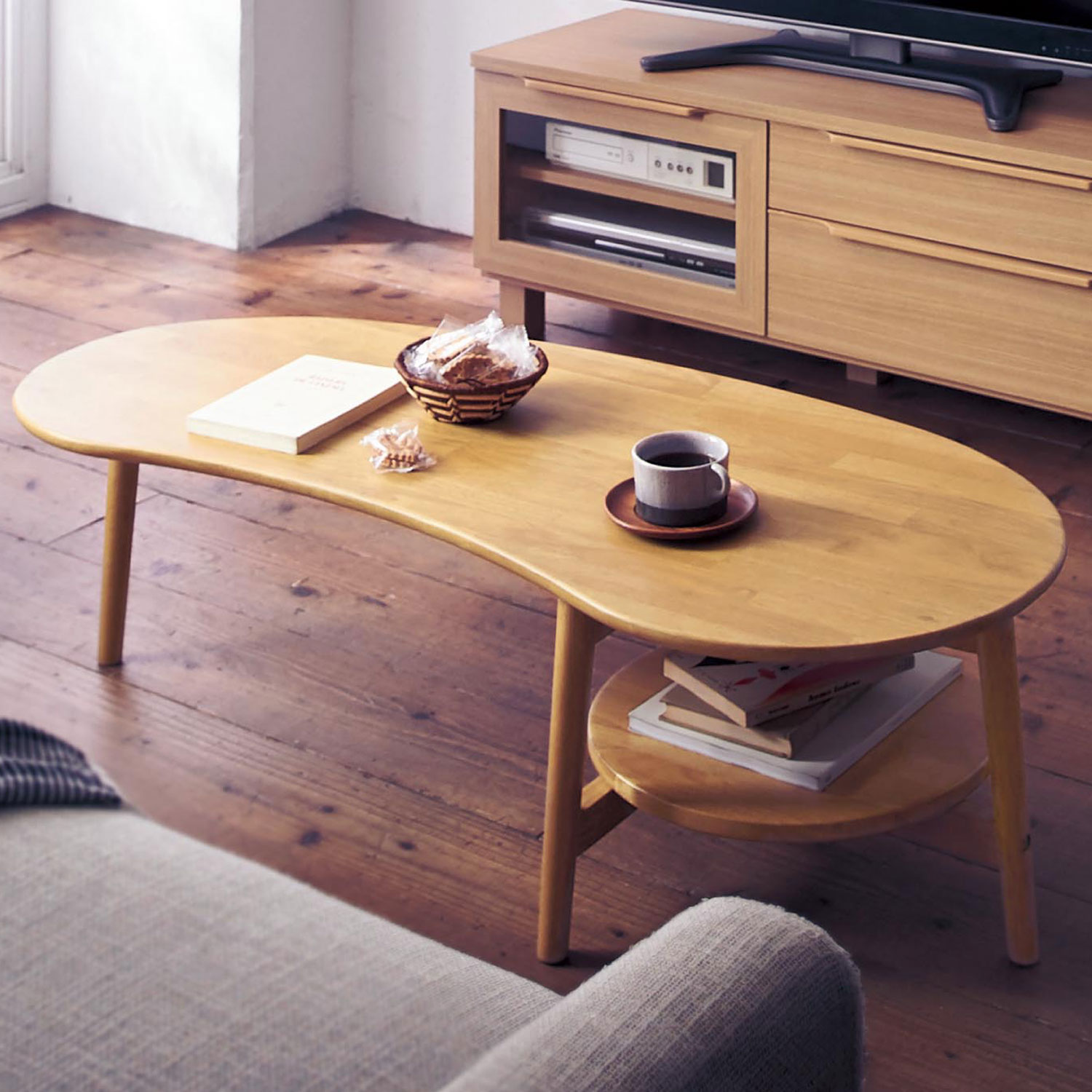 【ベルメゾン】変形型の薄型リビングローテーブル 【奥行も控えめで場所取らず】 【ベルメゾン】変形型の薄型リビングローテーブル 【奥行も控えめで場所取らず】