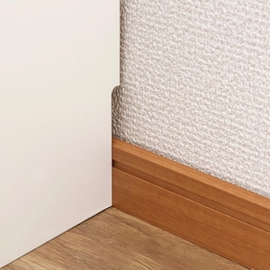 巾木よけがあるので壁にぴったり設置できます