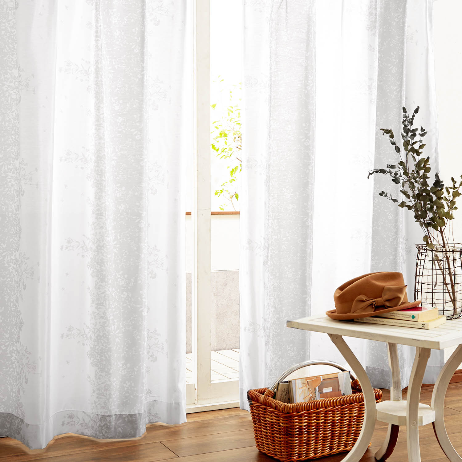 【ベルメゾン】【99サイズ】 光を拡散して部屋が明るくなるUVカット・遮像・採光ボイルカーテン