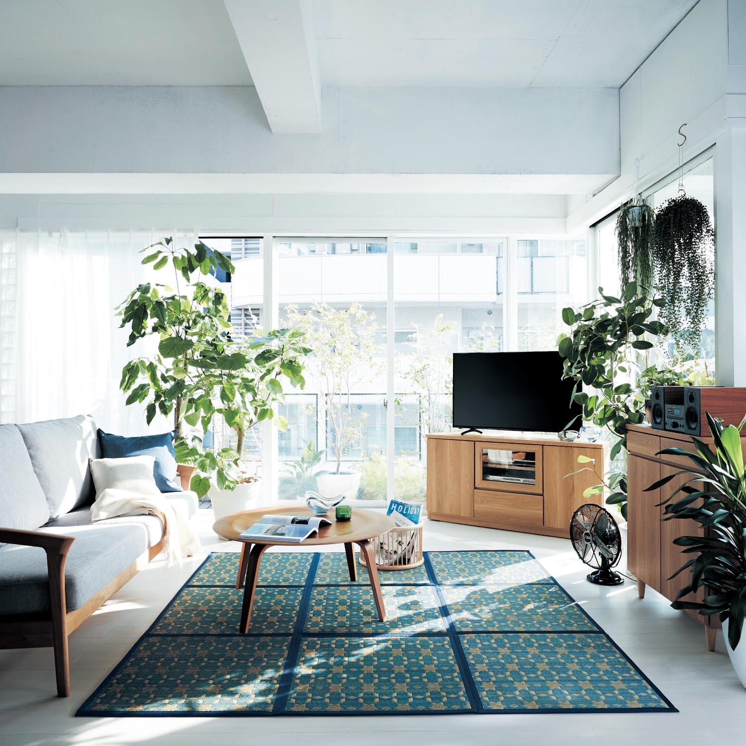 コンパクトにたためるウレタン入りい草ラグ<ボリュームタイプ> タタミウォーク コンパクトにたためるウレタン入りい草ラグ<ボリュームタイプ> タタミウォーク