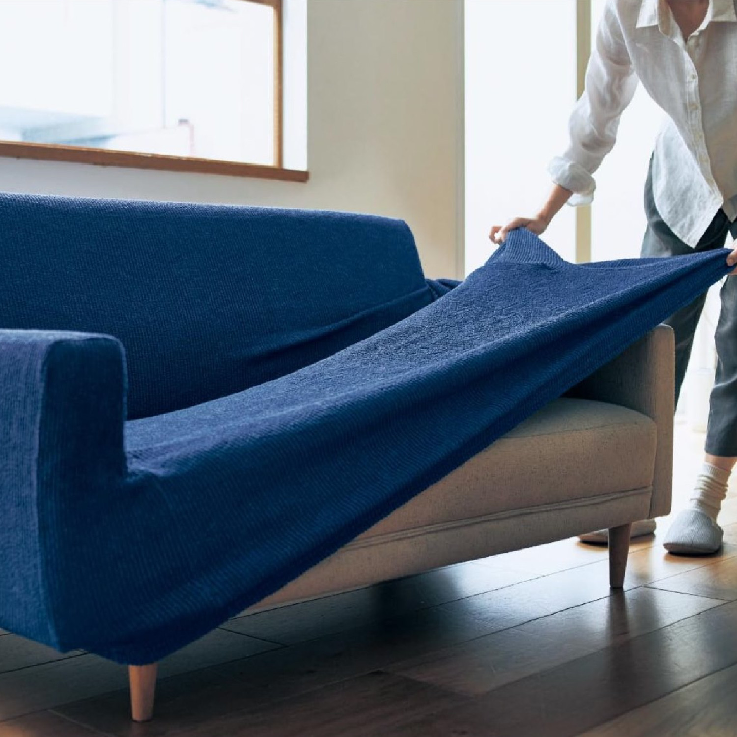 【ベルメゾン】ぴったりフィットするリネン混撥水の伸びるソファーカバー 【ベルメゾン】ぴったりフィットするリネン混撥水の伸びるソファーカバー