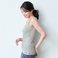 モデル身長160cm・Mサイズ着用