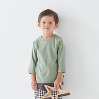 スモーキーグリーン