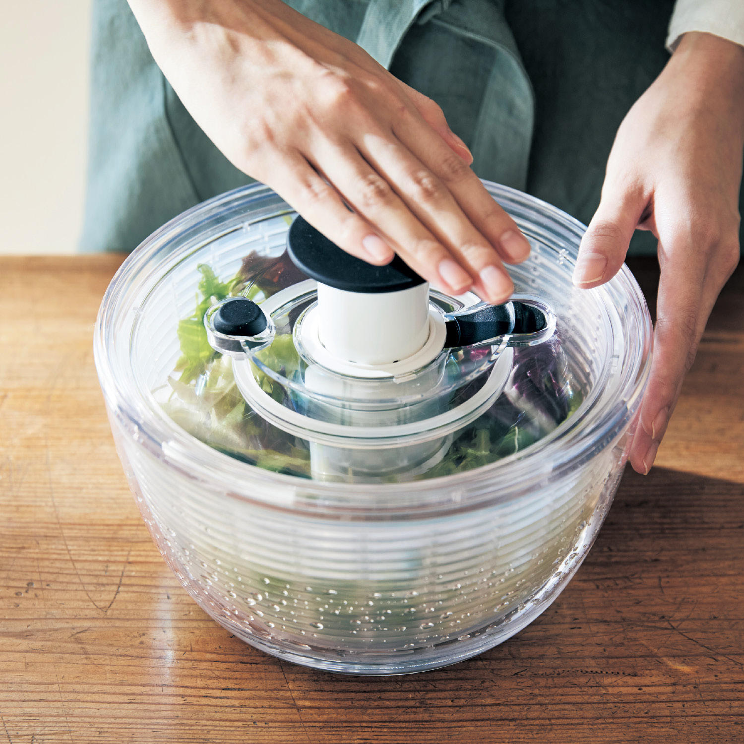 サラダスピナー 【野菜の水切りを簡単に素早く】(オクソー/OXO) サラダスピナー 【野菜の水切りを簡単に素早く】(オクソー/OXO)