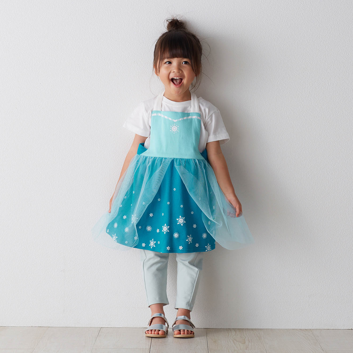 楽しくお手伝い Kidsエプロンドレス 選べるキャラクター ディズニー Disney 通販のベルメゾンネット 楽しくお手伝い Kidsエプロンドレス 選べるキャラクター ディズニー Disney 通販のベルメゾンネット