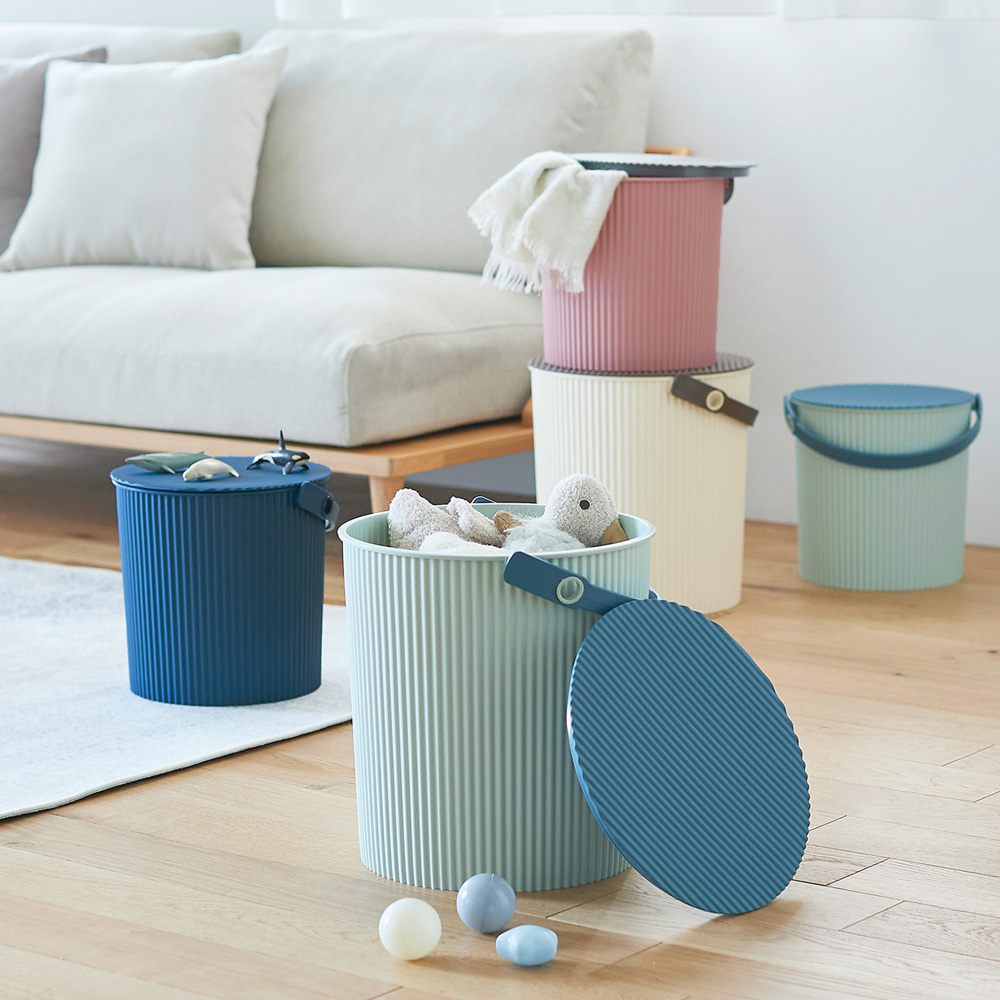 おしゃれなフタ付きバケツ・ゴミ箱 <4リットル/8リットル>(オムニウッティ/omnioutil) おしゃれなフタ付きバケツ・ゴミ箱 <4リットル/8リットル>(オムニウッティ/omnioutil)